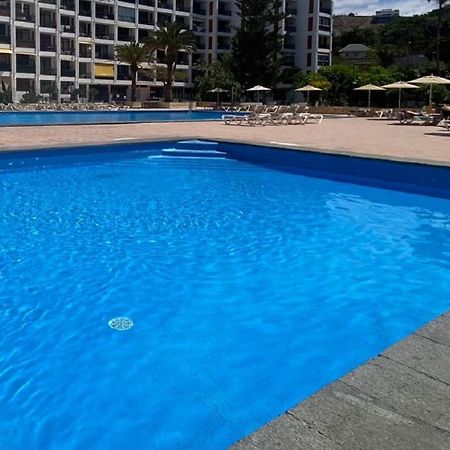 Beach And Pool In Playa De Las Americas Apartment Luaran gambar