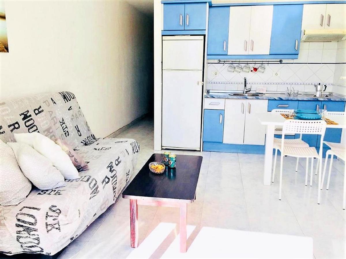 Beach And Pool In Playa De Las Americas Apartment Luaran gambar