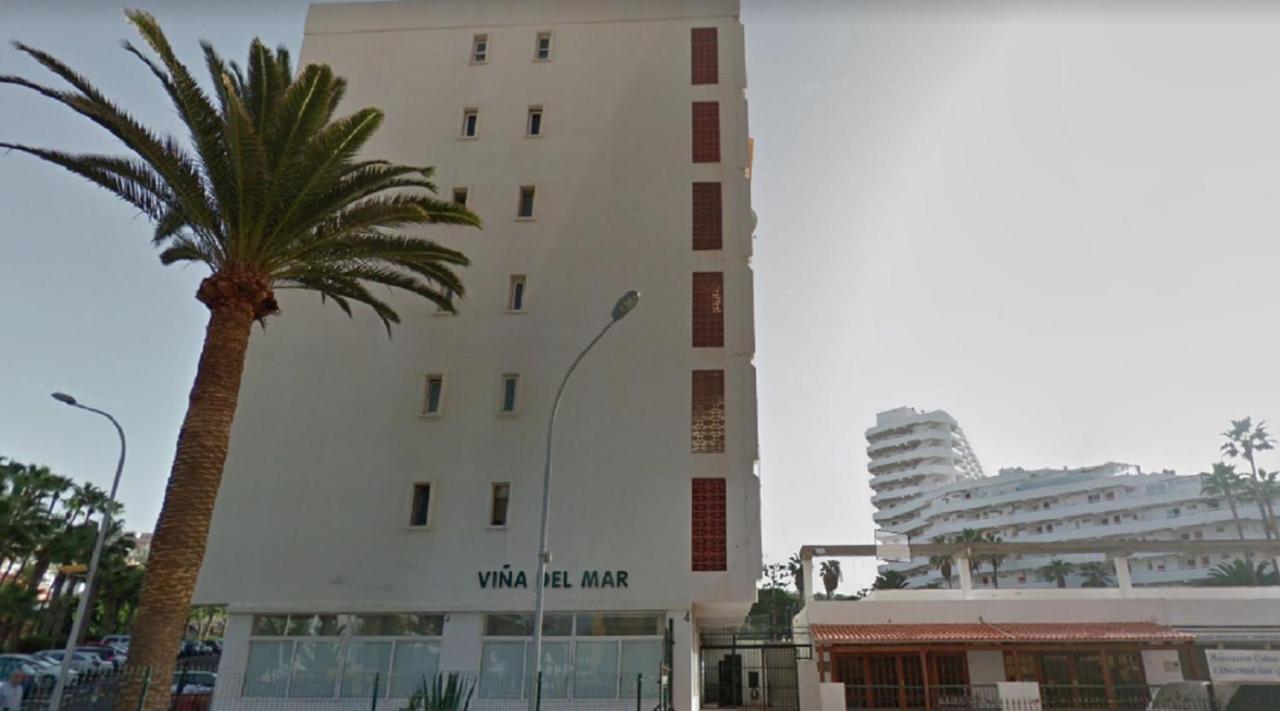 Beach And Pool In Playa De Las Americas Apartment Luaran gambar