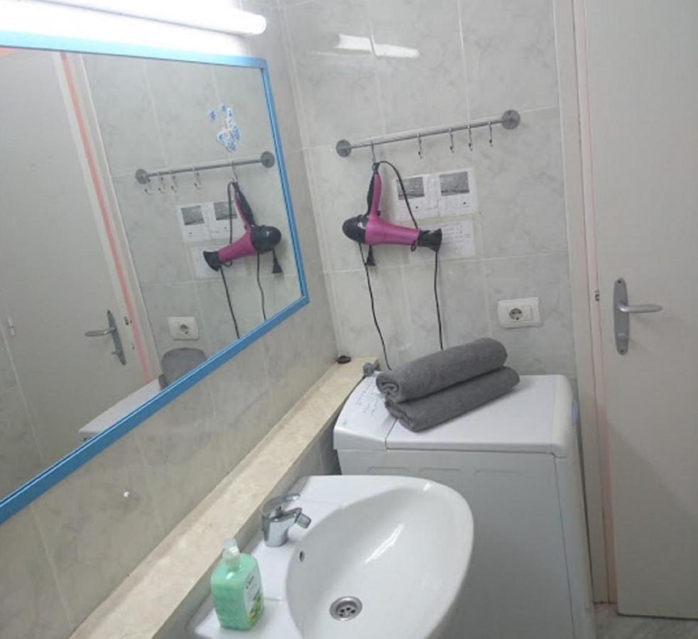 Beach And Pool In Playa De Las Americas Apartment Luaran gambar
