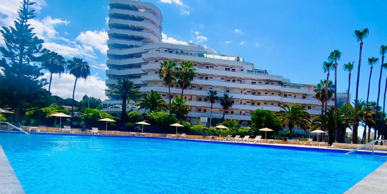 Beach And Pool In Playa De Las Americas Apartment Luaran gambar